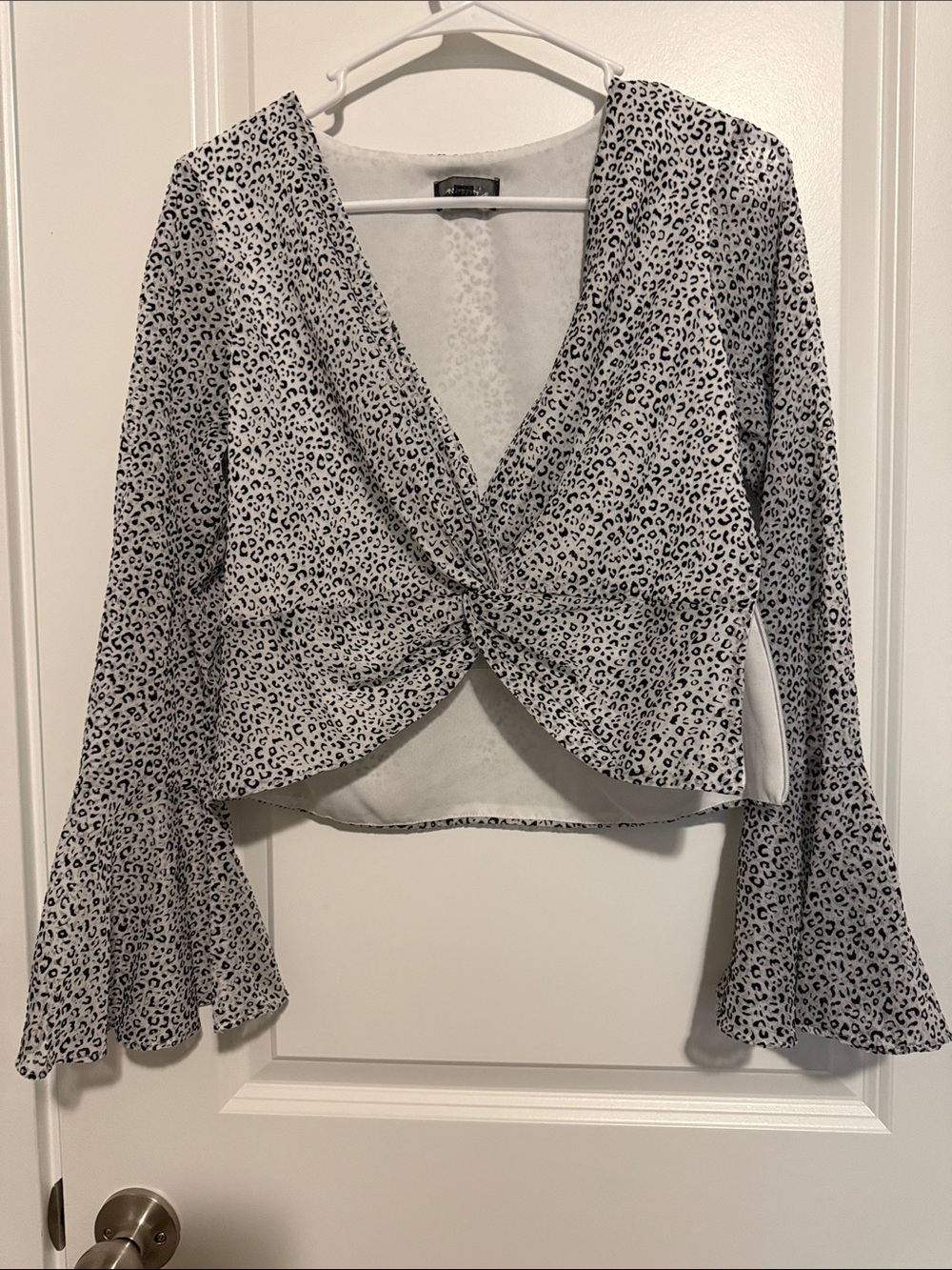 4SI3NNA Black & White Leopard-Print Twist Front Blouse with Bell Sleeves